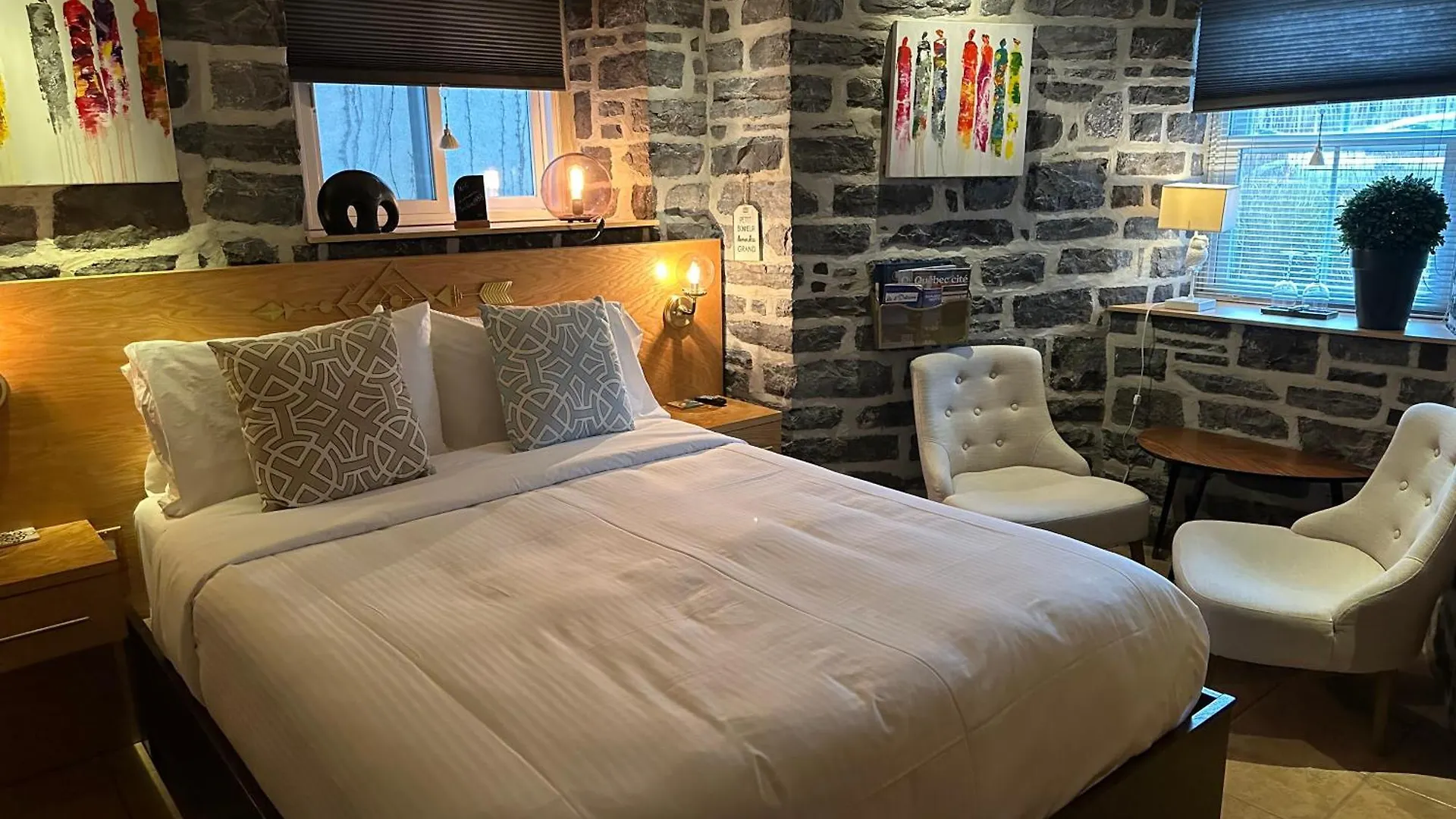 Inn Auberge Aux Deux Lions Quebec City