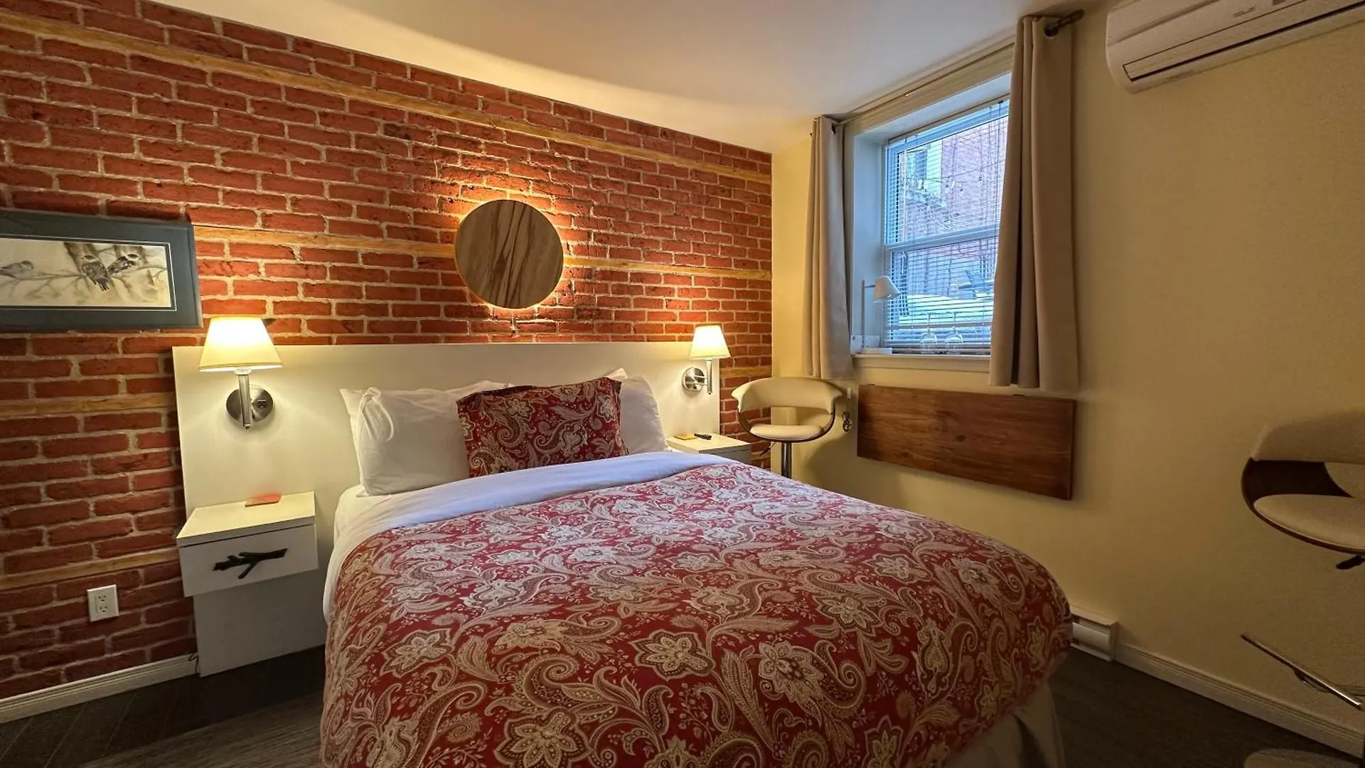Auberge Aux Deux Lions Quebec City